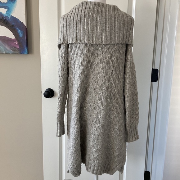 Sparrow medium cardigan sweater gray button down - Picture 8 of 11